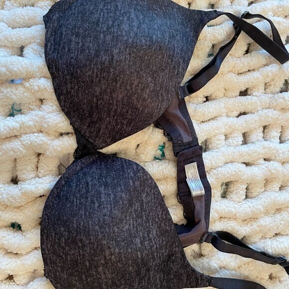 SO BLACK bra size 38C - Picture 3 of 5